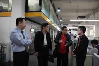 大學(xué)生電子商務(wù)就業(yè)懇談會(huì) 洞察行業(yè)趨勢(shì)，規(guī)劃職業(yè)未來